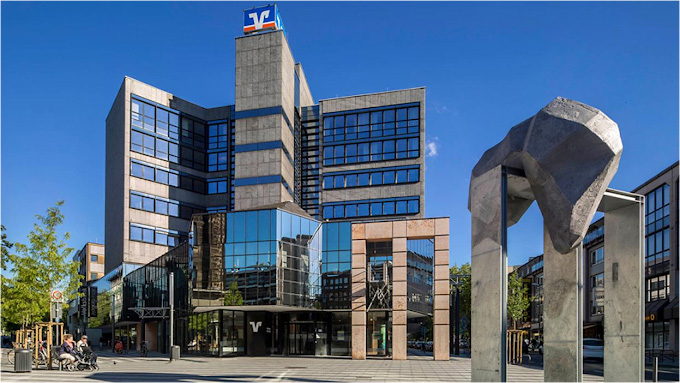 Bild 4 Blobster Volksbank